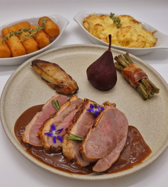 Plat : Magret de canard, sauce au miel et quatre épices